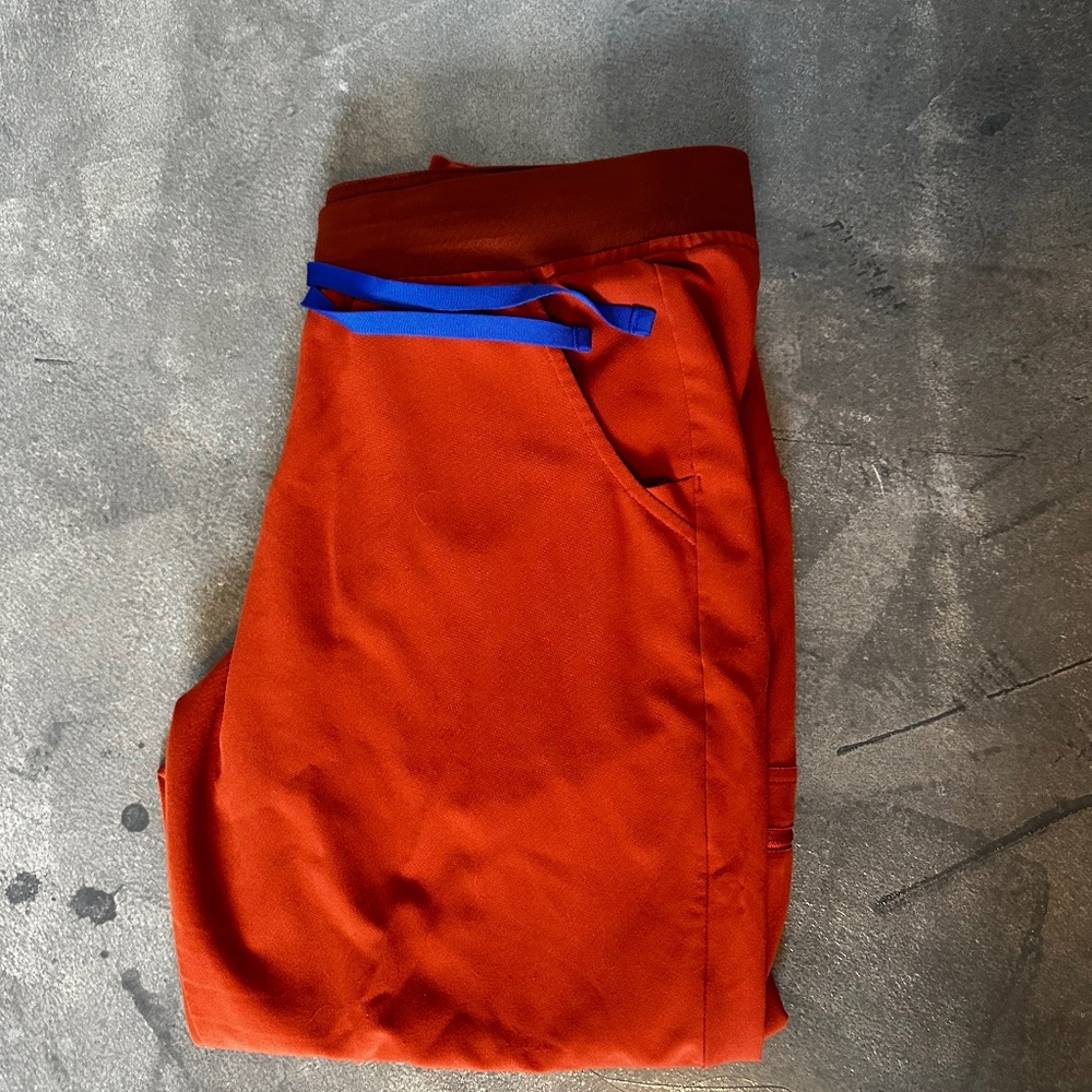 Figs Zamora Auburn Large Petite